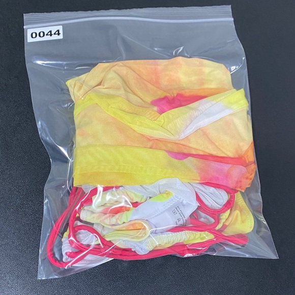 Two Piece Women’s Floral Bikini Bathing Suit Swimsuit with Cover Up Mesh Skirt - Picture 7 of 7